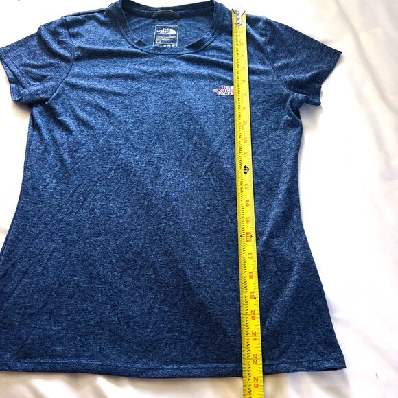 THE NORTH FACE ACTIVE SHORT SLEEVE SHIRT SMALL - Picture 6 of 6